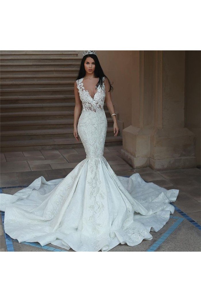 Elegant V-Neck Sleeveless Wedding Dresses | Mermaid Lace Bridal Gowns with Buttons BA9550
