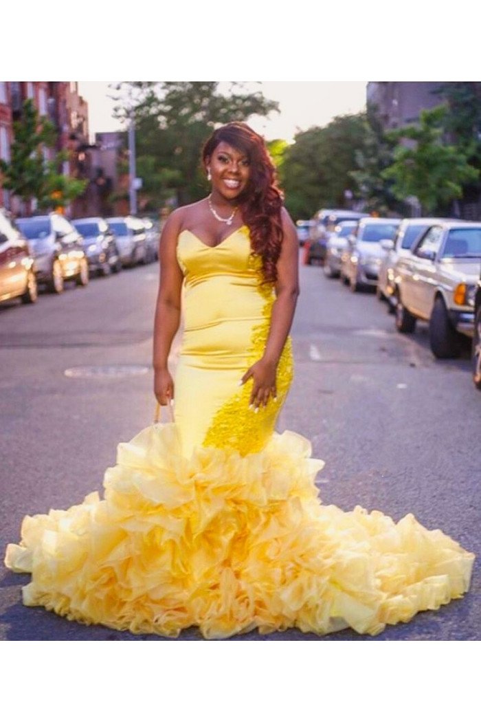 Mermaid Plus Size Yellow Sleeveless Strapsless Appliques Ruffles Tulle Prom Dresses
