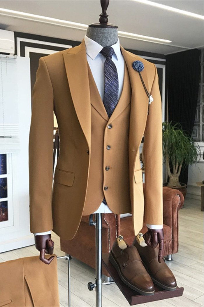 Newest Julien Gold Brown Stylish Peaked Lapel Men Suits with 3-Pieces