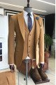 Newest Julien Gold Brown Stylish Peaked Lapel Men Suits with 3-Pieces