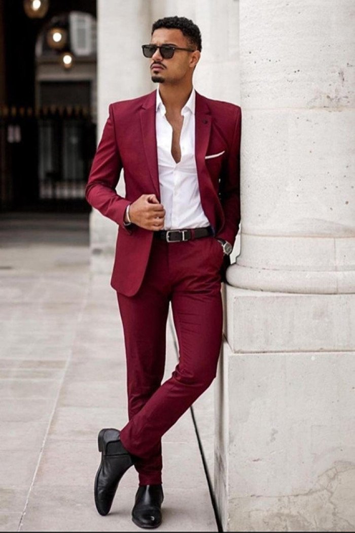 Cool Burgundy Notched Lapel Close Fitting Prom Outfits