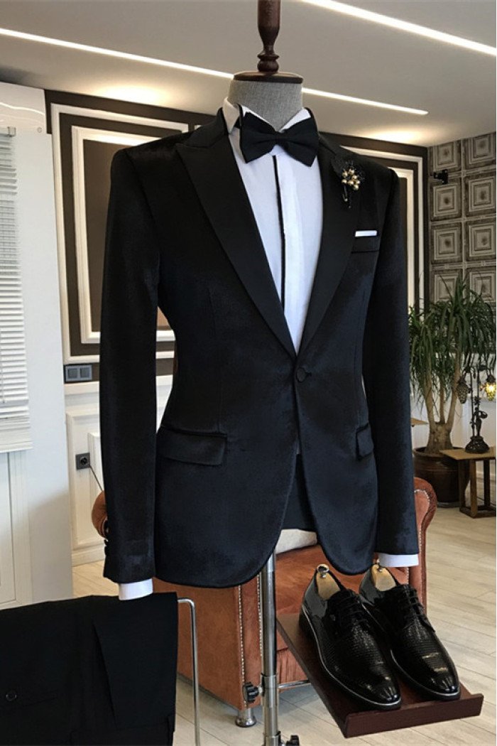 Cool Black Velvet One Button Peaked Lapel Close Fitting Men Suits