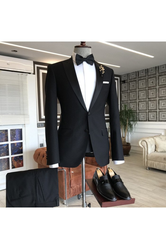 Newest Traditional Black Peaked Lapel Close Fitting Men Suit