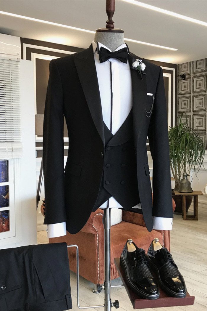 New Arrival All Black Peaked Lapel Close Fitting Formal Men Suits