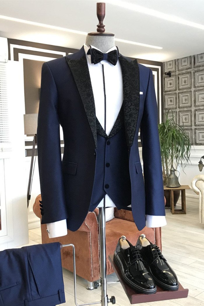 Unique Navy Blue 3-pieces Black Peaked Jacquard Lapel Men Suits