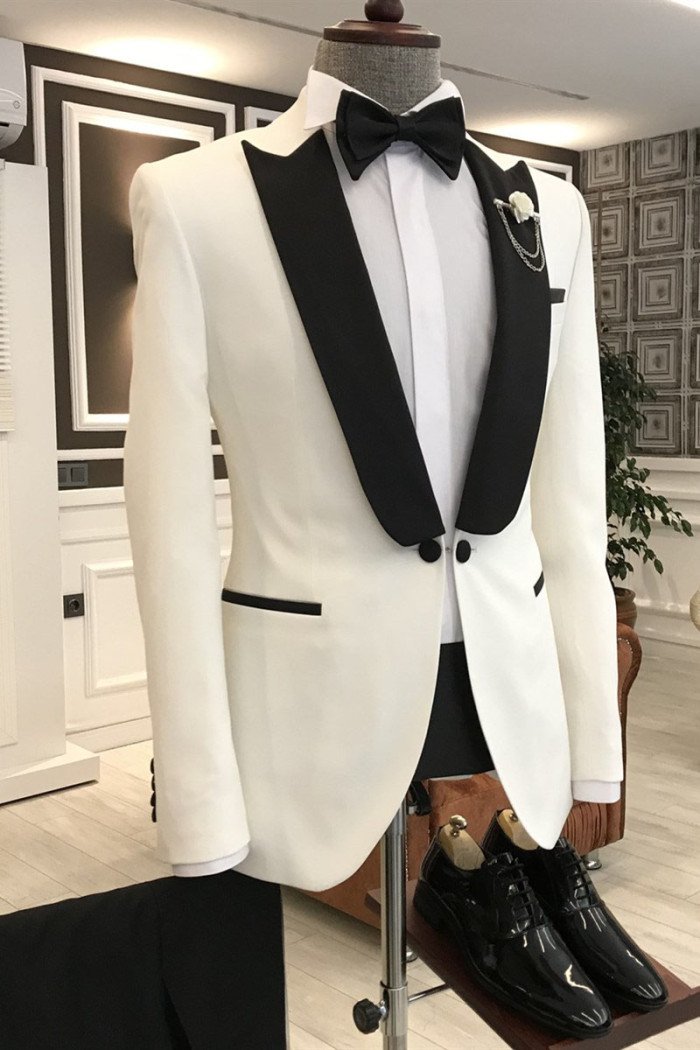New Arrival Simple White Mixed Black Peaked Lapel One Button Close Fitting Prom Men Suit
