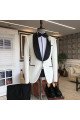 Trendy Simple White Shawl Lapel Wedding Suit For Wedding