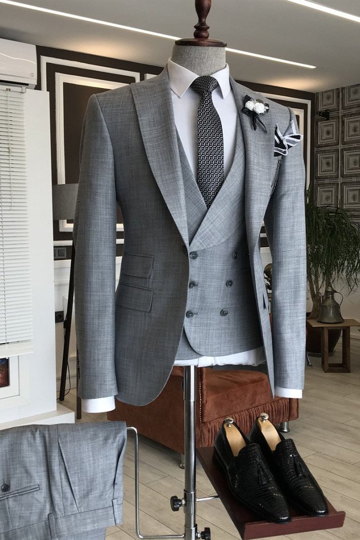 Joyce Trendy Gray Small Plaid Peaked Collar Bespoke Men Suits