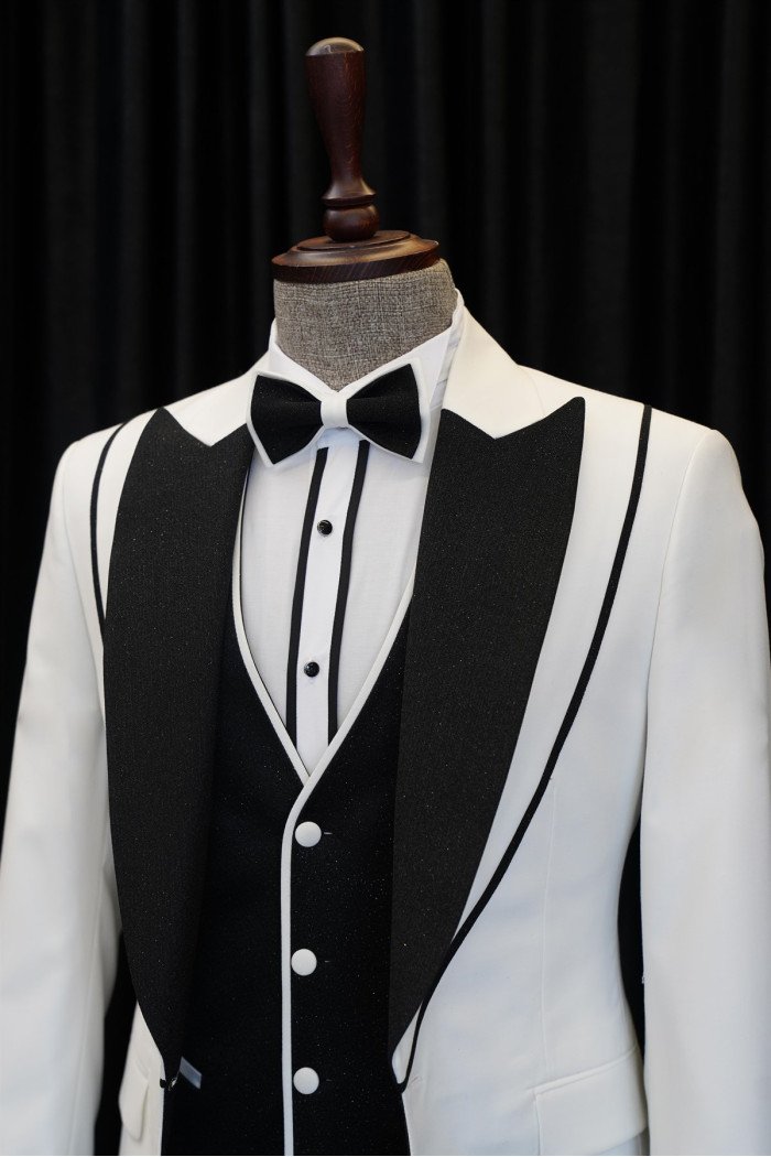Stylish White And Black Peaked Collar 3-Pieces Wedding Men Suits