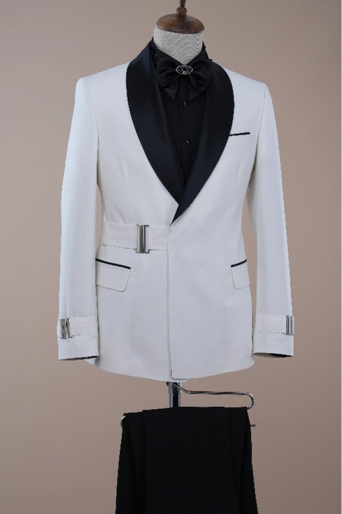 Beau Fancy White Shawl Lapel Close Fitting Wedding Suits