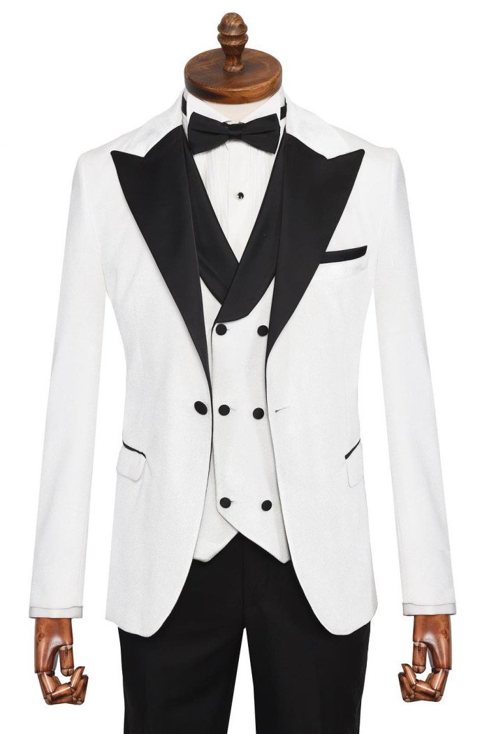 Edwiin Classical White Peaked Lapel Three Pieces Prom Suits