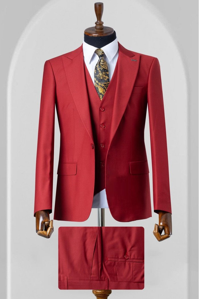 Grant Gorgeous Red Peaked Lapel Three Pieces Prom Suits