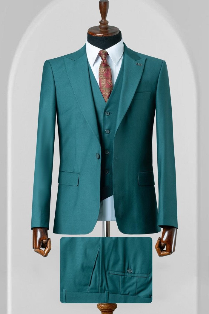 Grayson Mind Turquoise Peaked Lapel Three Pieces Prom Suits